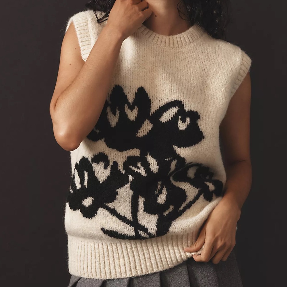 NWOT ANTHROPOLOGIE MAEVE GRAPHIC FLOWER SWEATER VEST XSP - Picture 2 of 11
